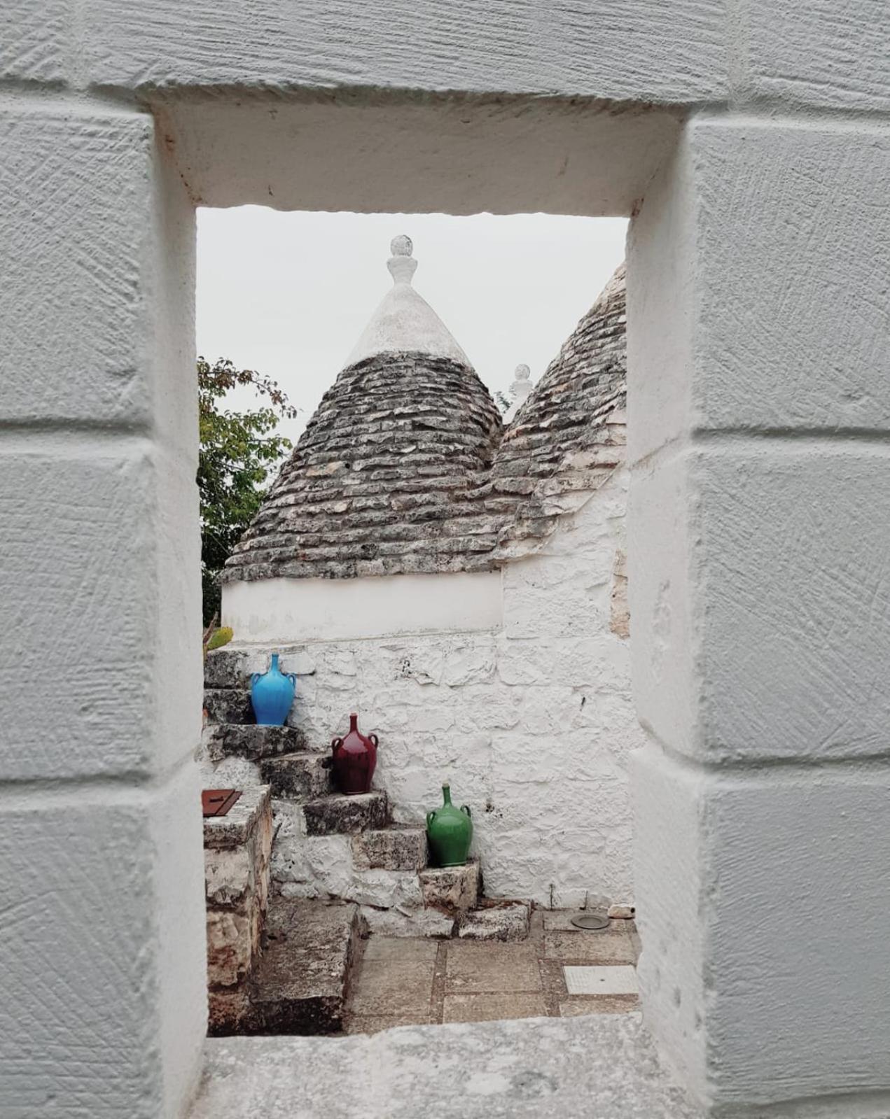 Trulli Aurasia ออสตูนี ภายนอก รูปภาพ